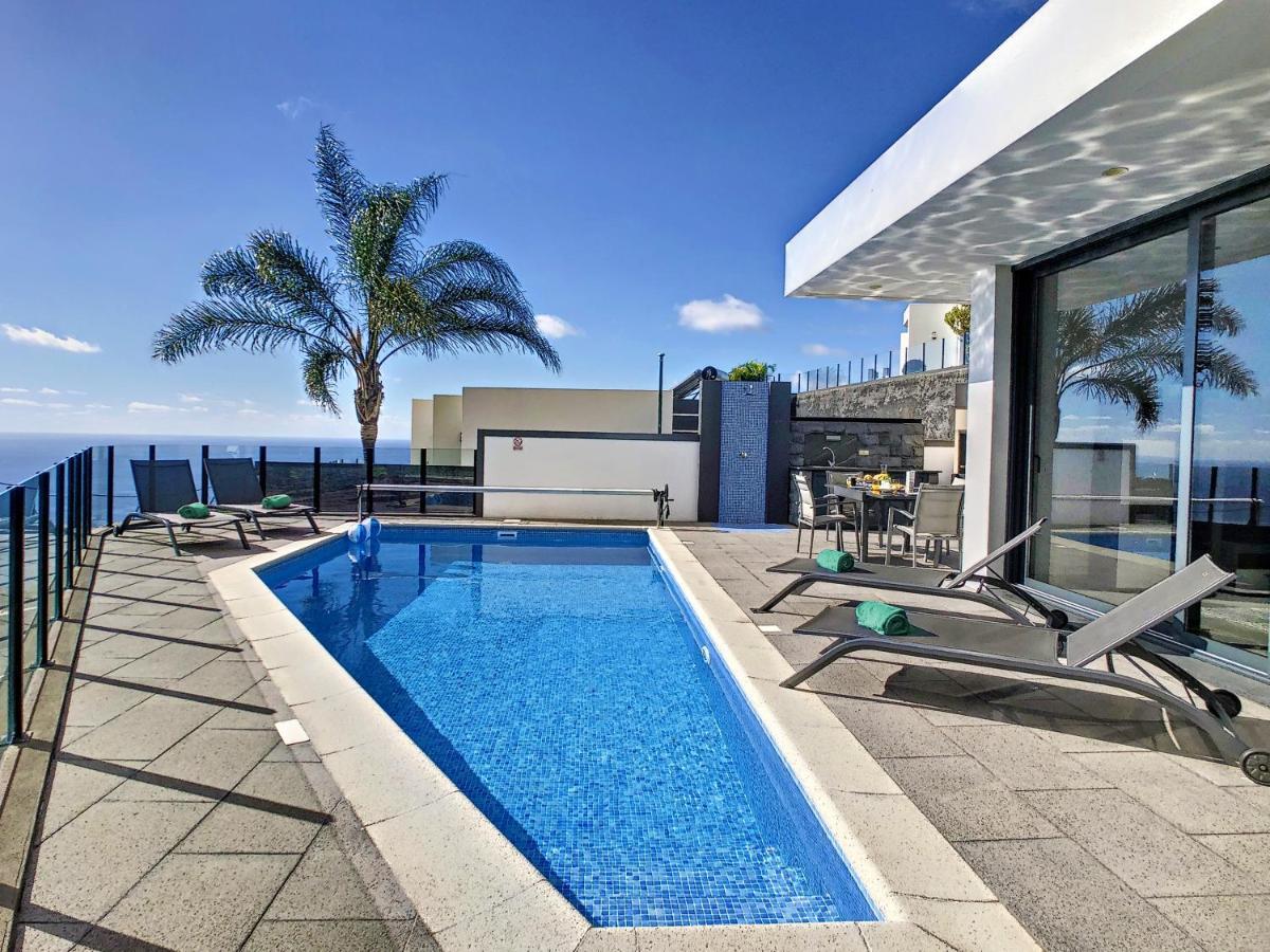 Villa Stella By Lovelystay Arco da Calheta  Exteriör bild