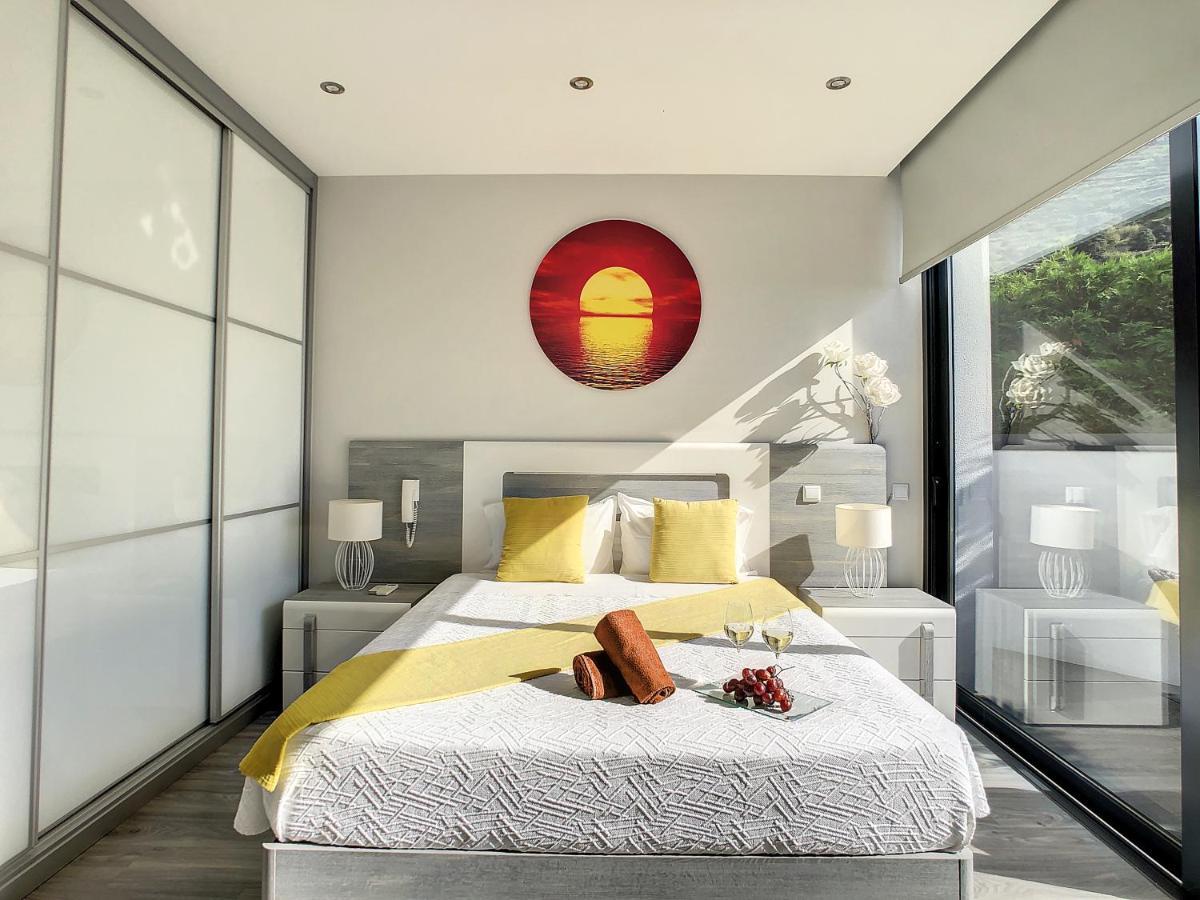 Villa Stella By Lovelystay Arco da Calheta  Exteriör bild
